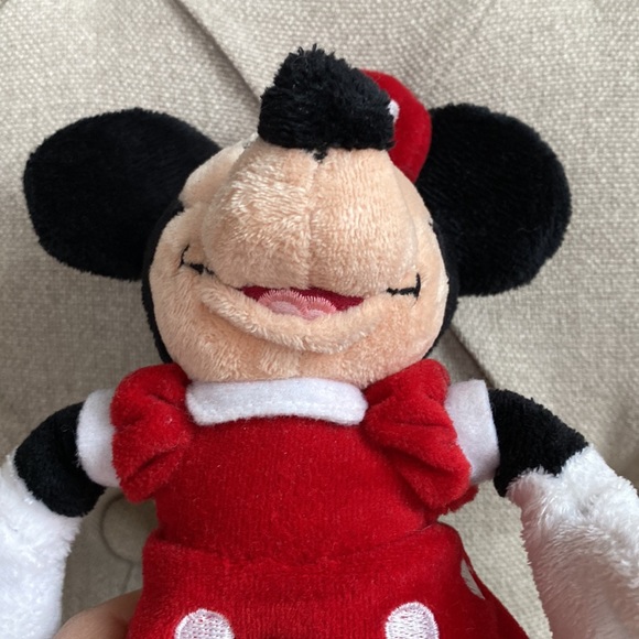 MINNIE MOUSE 9 inch Plush Red polka dots - Picture 5 of 8